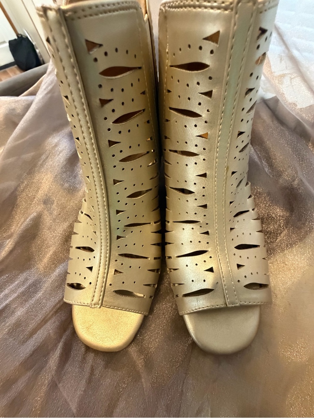 Taylor Metallic Silver Cutout Block Heel Booties - Picture 3 of 8